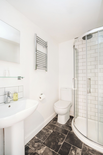 Bathroom 4, Clifton Hotel, Bristol