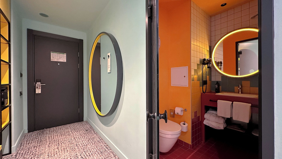 Bathroom 5, ibis Styles Tbilisi Center, Tbilisi