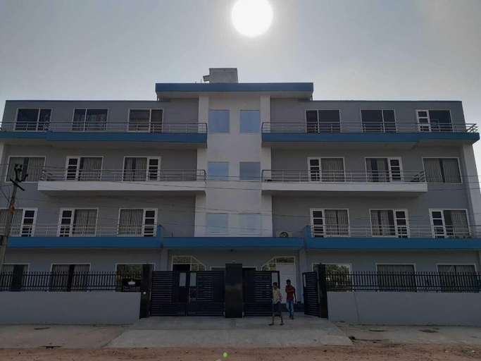 Exterior & Views 2, Hotel The Luxem, Gurgaon