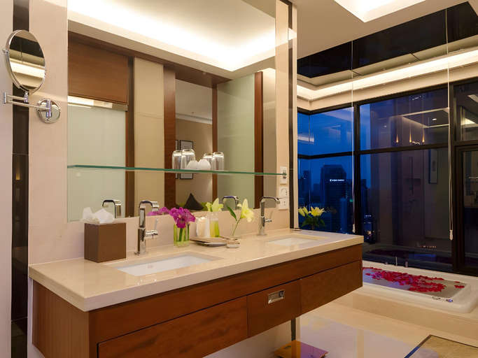 Bathroom 21