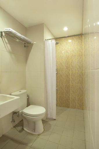 Bathroom 4