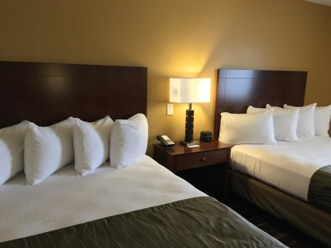Bedroom 3, Best Western Falcon Plaza - Bowling Green, Wood