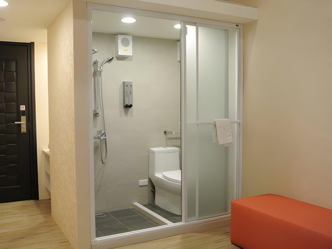 Bathroom 4, PLACE X Hotel, Taipei City