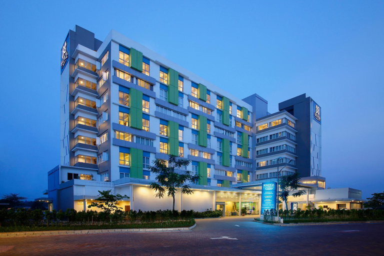 Exterior & Views 2, BATIQA Hotel & Apartments Karawang, Karawang