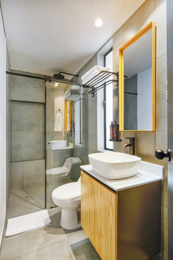 Bathroom 4, Firenze Lofts, Medellín