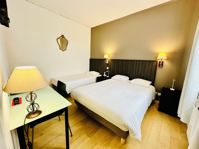 Bedroom 8