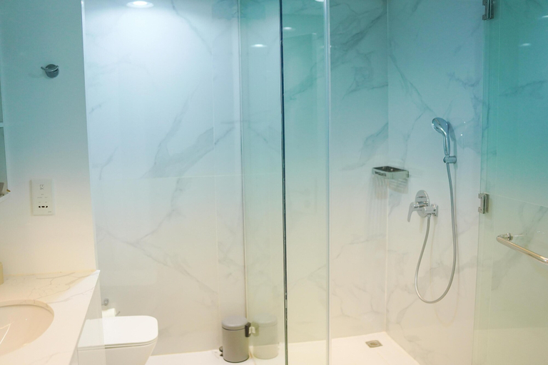 Bathroom 2, Zapbed House - LW 2007, Dubai