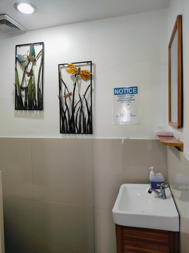 Bathroom 7