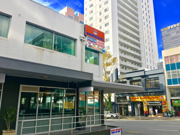 Exterior & Views 1, Metro Adventurer Backpackers, Waitakere