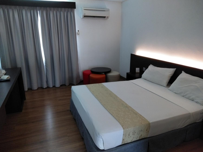 Bedroom 15