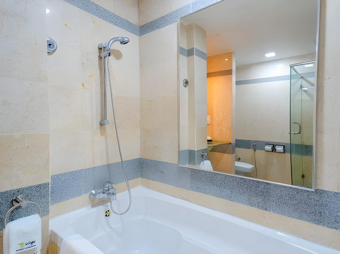 Bathroom 19