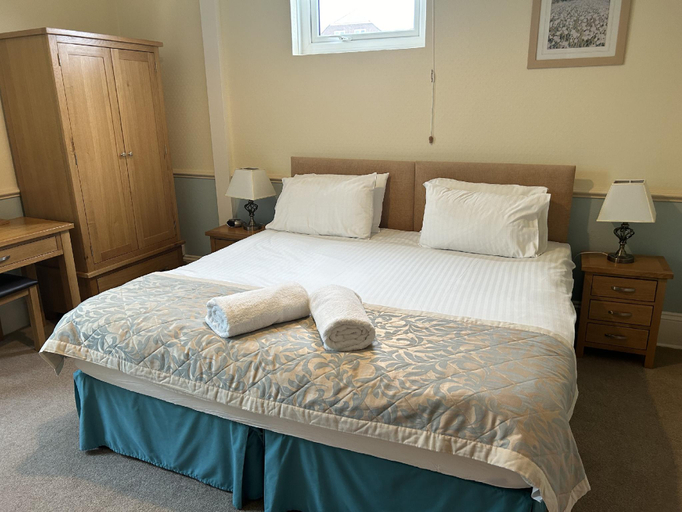 Bedroom 4, Harbour Lights Guest House room only, Dorset