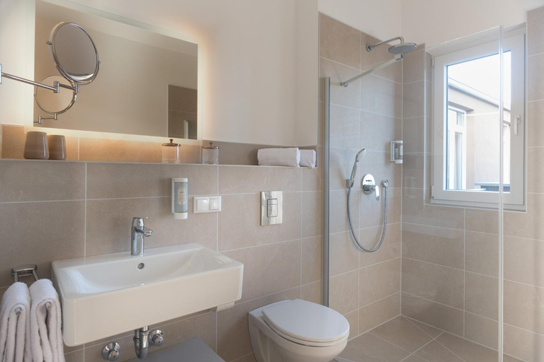 Bathroom, Atrium Apart Hotel Bruhl, Rhein-Erft-Kreis