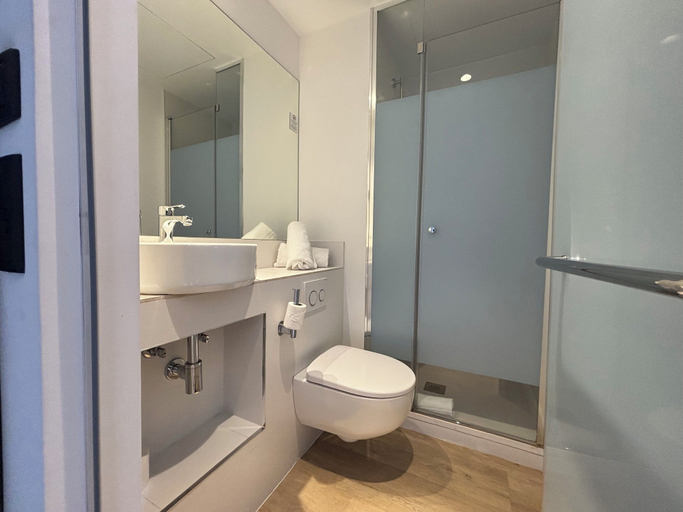Bathroom 5, Four Points Flex by Sheraton Madrid Atocha, Madrid