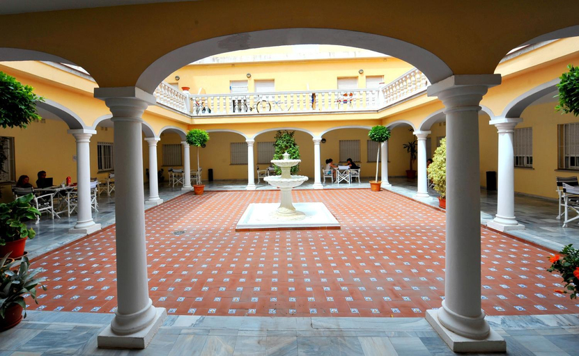 Exterior & Views 1, Residencia Campus Confort San Carlos, Málaga