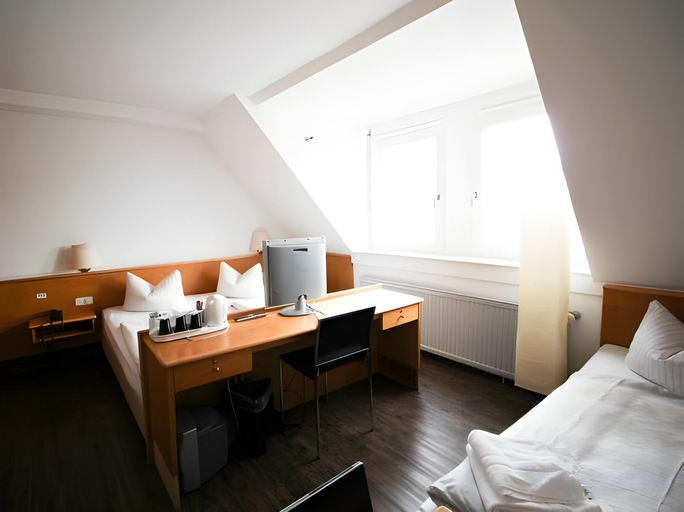 Bedroom 3, The 4You Hostel & Hotel Munich, München