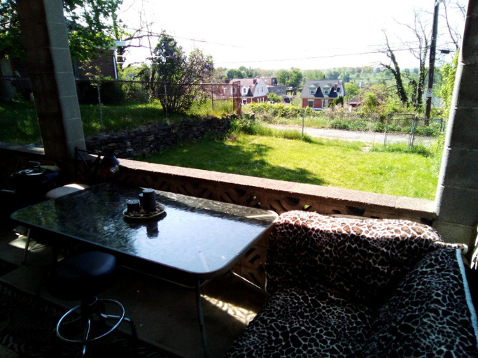 View 4, A cozy bedroom for you to relax, Allegheny