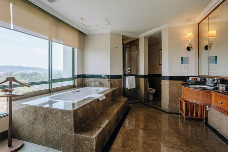Bathroom 8