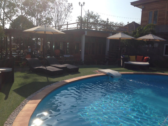 Food & Drinks 2, Check In & Chill Out, Muang Trat