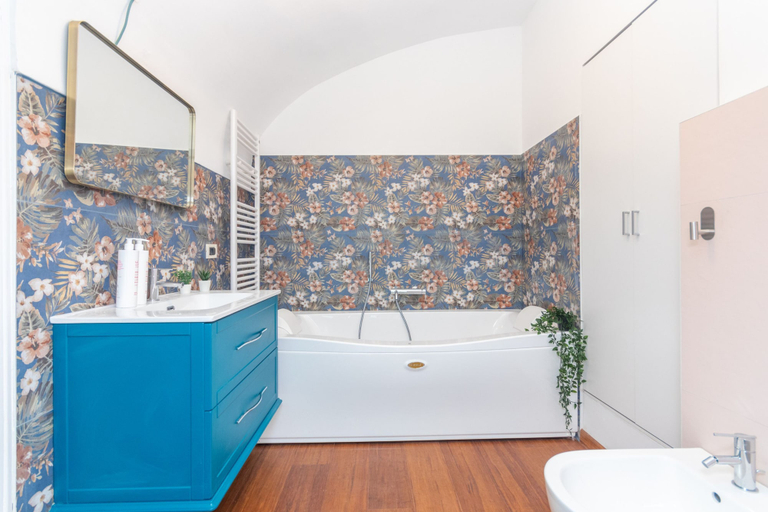 Room 4, Elegant Home With Sauna by Wonderful Italy, Torino
