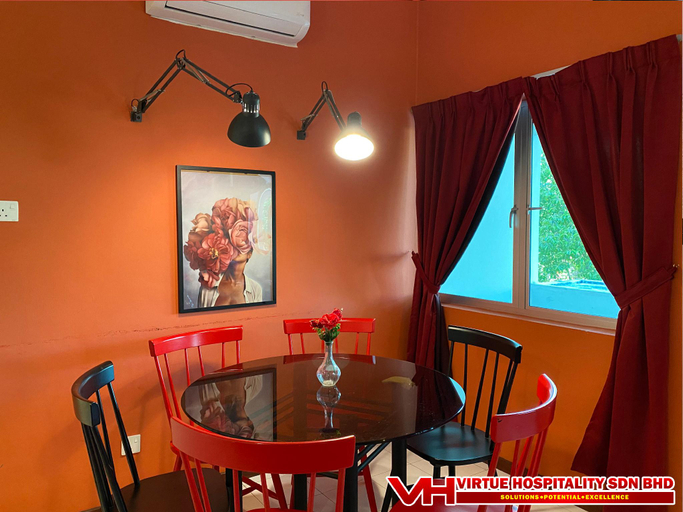 Dining Room 13