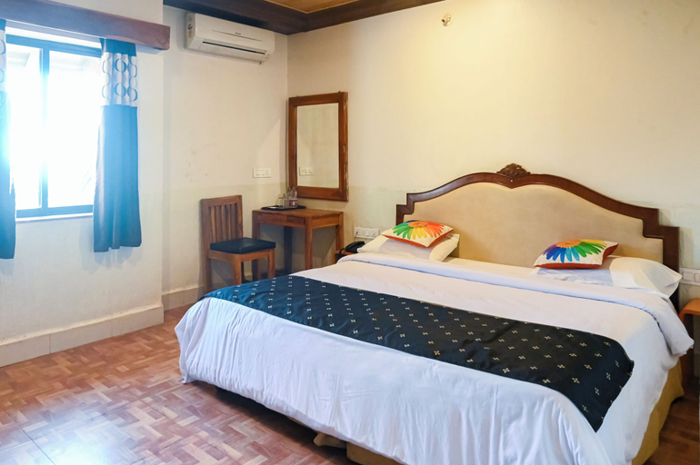 Bedroom 3, Hotel Harshawardhan, Amravati