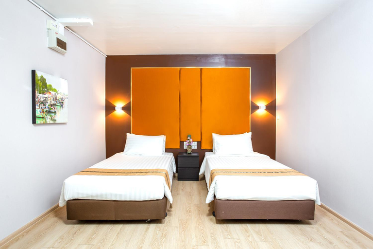 Bedroom 13