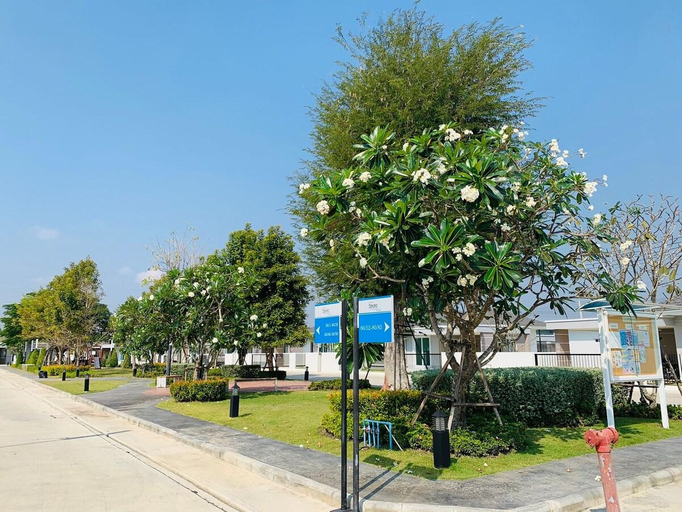 Others 5, La Vallee Village Town 80/172, Hua Hin