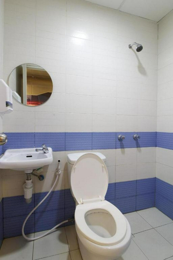 Bathroom 5, Hotel Astrotel Calamba, Calamba City
