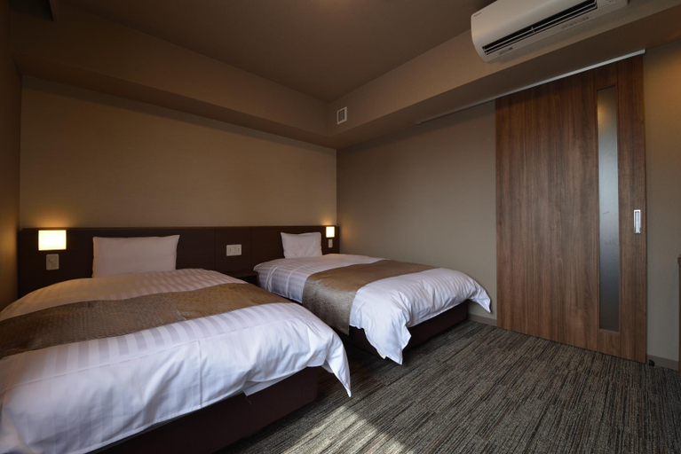 Bedroom 15