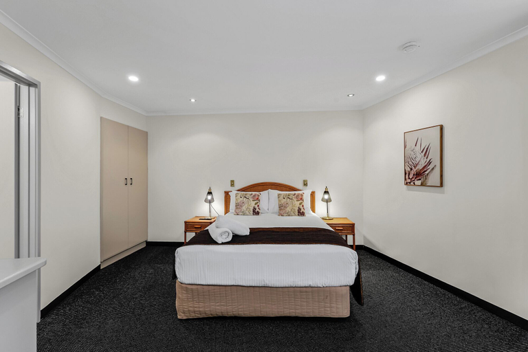 Bedroom 12