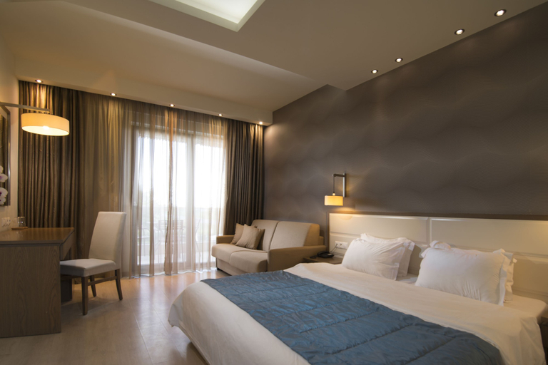 Bedroom 3, Cosmopolitan Hotel by GHH, Central Macedonia
