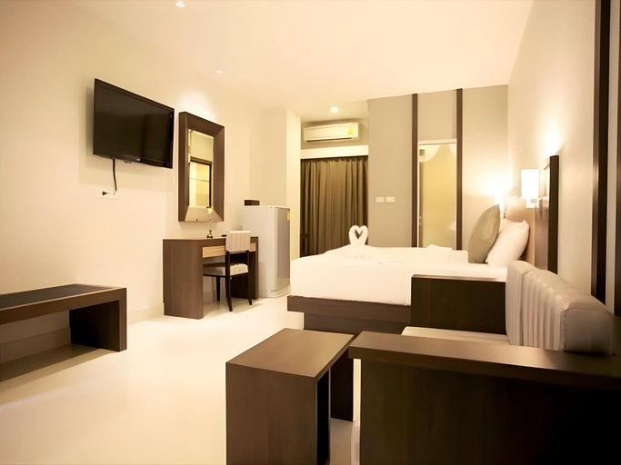 Bedroom 3, April Suites, Pattaya