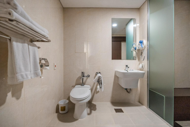 Bathroom 5, Orakai Songdo Park Hotel, BW Premier Collection, Yeonsu