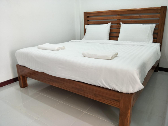 Bedroom 3, King Fa House, Mae Sot