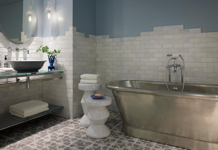 Bathroom 5, Fresh, Attica