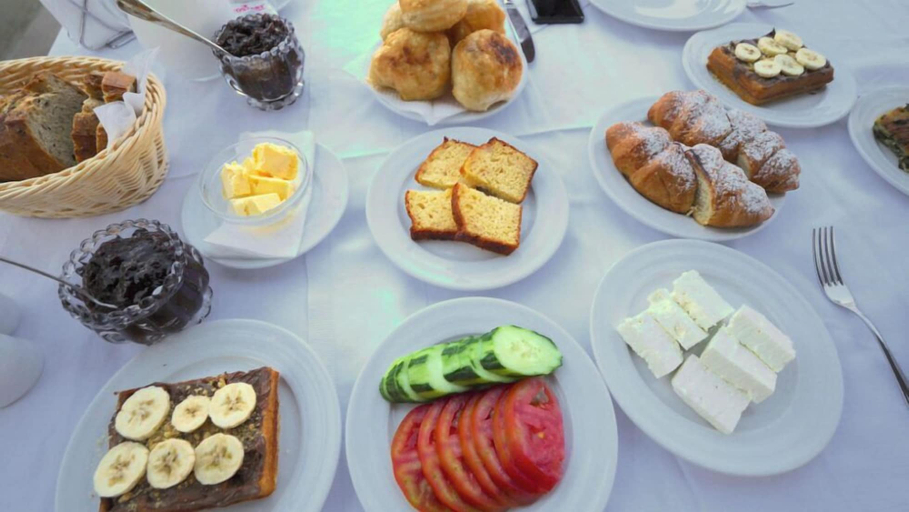 Food & Drinks, Oda's Room, Sarandës