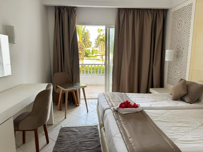 Bedroom 2, Hello Yasmine Hotel, Bouficha