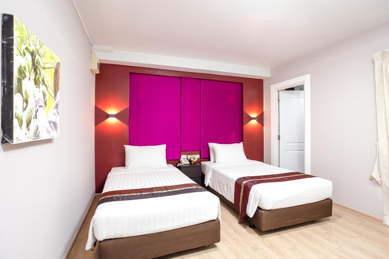 Bedroom 12
