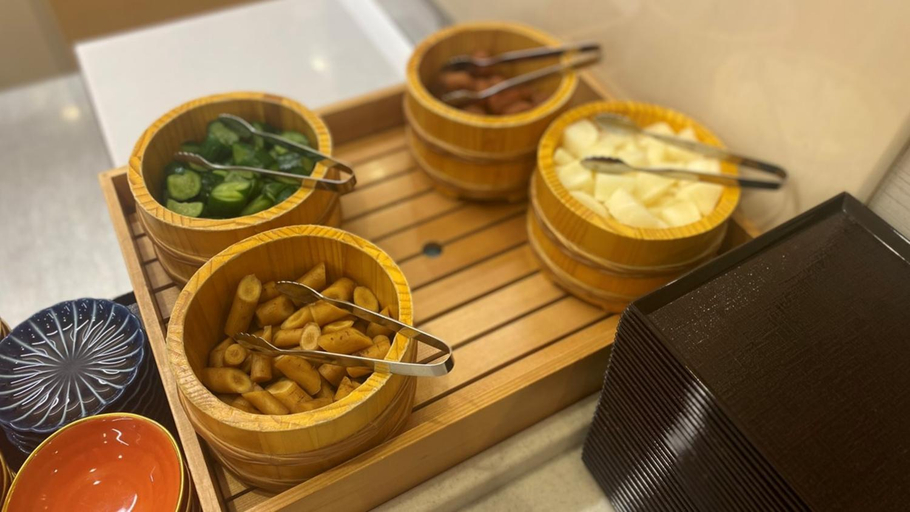 Food & Drinks 7