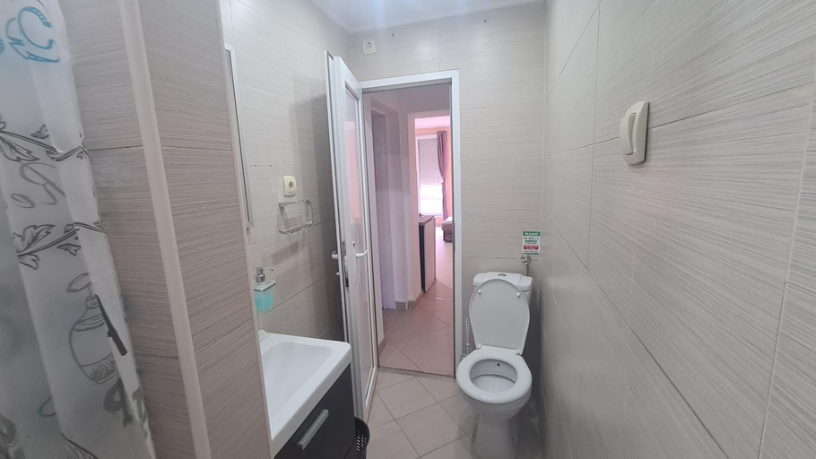 Bathroom 3, Apartments Bulatovic