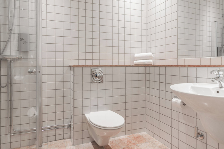 Bathroom 3, The More Hotel Mazetti, Malmö
