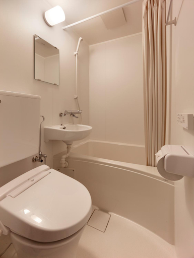 Bathroom 3