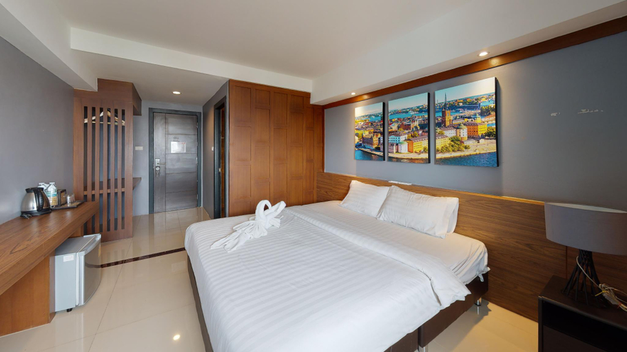 Bedroom 30