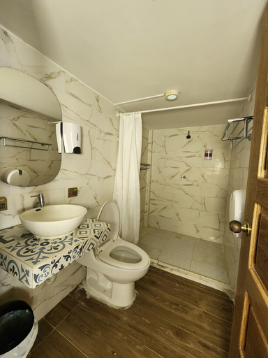 Bathroom, Cabañas Covemar, Tolú