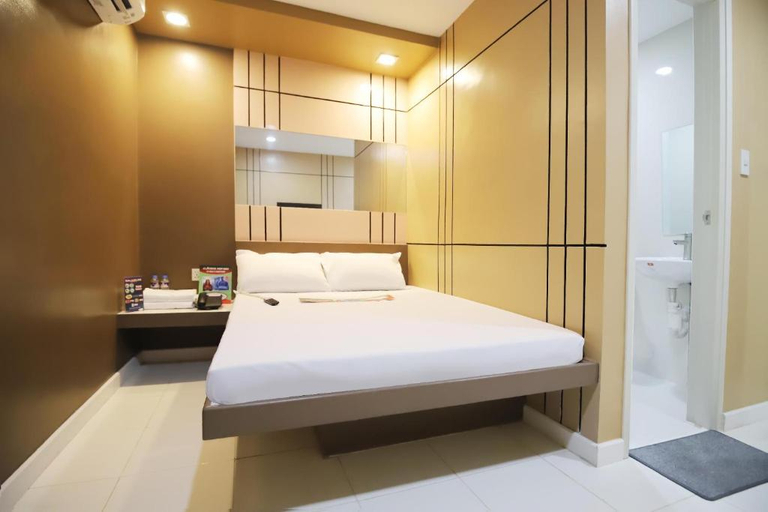 Bedroom 2, Astrotel Divisoria, Manila City