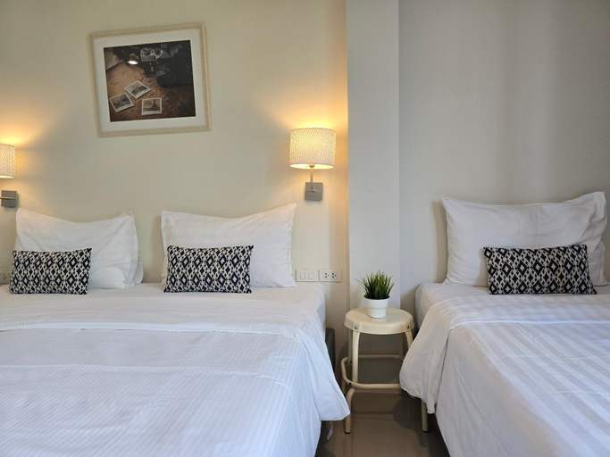 Bedroom 28