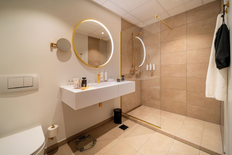 Bathroom 4, Radisson Hotel Papirfabrikken Silkeborg, Silkeborg