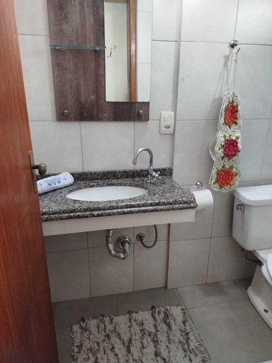 Bathroom 2, Azure Flats, Curitiba