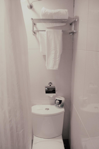 Bathroom 6